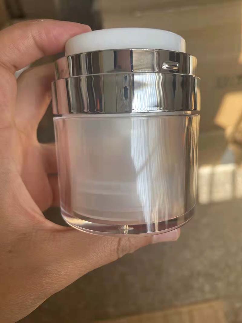 Airless Cosmetic Containers